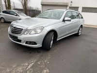 Gebraucht Mercedes E250 204 PS (150 kW) 2011 Silber Kombi
