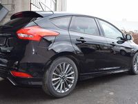 Gebraucht Ford Focus ST-Line 125 PS (91 kW) 2017 Schwarz Limousine