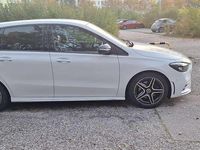 Gebraucht Mercedes B220 190 PS (139 kW) 2021 Weiß Van / Kleinbus