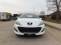 Gebraucht Peugeot 207 90 PS (66 kW) 2012 Weiß Kleinwagen