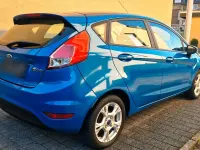 Gebraucht Ford Fiesta 65 PS (47 kW) 2014 Blau Kleinwagen