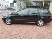 Gebraucht Volvo V50 109 PS (80 kW) 2010 Schwarz Kombi