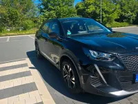 Gebraucht Peugeot 2008 Allure 131 PS (96 kW) 2020 Schwarz SUV