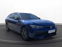 Gebraucht VW Passat Style 272 PS (200 kW) 2025 Blau Kombi
