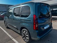 Neu Opel Combo Life 131 PS (96 kW) 2026 Rot Van / Kleinbus