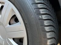 Gebraucht Renault Clio II 75 PS (55 kW) 2003 Rot Kleinwagen