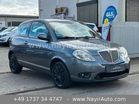 Gebraucht Lancia Ypsilon 77 PS (56 kW) 2010 Grau Kleinwagen