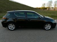 Gebraucht Lexus CT200h 130 PS (95 kW) 2016 Schwarz Kleinwagen
