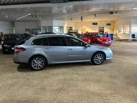 Gebraucht Renault Laguna III Dynamique 140 PS (102 kW) 2010 Silber Kombi