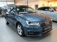 Gebraucht Audi A1 Design 95 PS (69 kW) 2015 Blau Kleinwagen