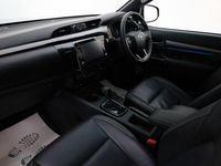Gebraucht Toyota HiLux 204 PS (150 kW) 2022 Schwarz Abholung