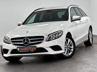 Gebraucht Mercedes C180 122 PS (89 kW) 2019 Weiß Kombi