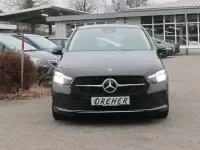 Gebraucht Mercedes B200 Style 163 PS (119 kW) 2023 Schwarz Kleinwagen