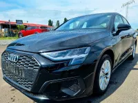Gebraucht Audi A3 Sportback e-tron Basis 204 PS (150 kW) 2022 Schwarz Kleinwagen