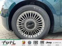 Neu Fiat 500 Icon 65 PS (47 kW) 2026 Grün Limousine