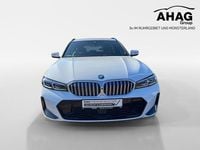 Gebraucht BMW 330e Performance 292 PS (214 kW) 2025 Weiß Kombi