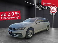 Gebraucht VW Passat Business 150 PS (110 kW) 2023 Gletscherweiß metallic Kombi