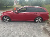 Gebraucht Mercedes C200 184 PS (135 kW) 2011 Rot Kombi