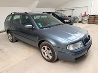 Gebraucht Skoda Octavia Ambiente 116 PS (85 kW) 2004 Grau Kombi