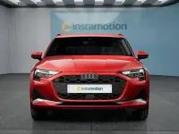 Używany Audi A3 e-tron 204 KM (150 kW) 2025 Czerwony Hatchback