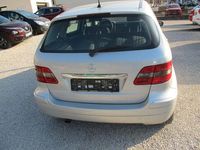 Gebraucht Mercedes B170 116 PS (85 kW) 2007 Silber Van / Kleinbus