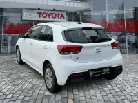 Gebraucht Kia Rio Vision 101 PS (74 kW) 2022 (ud) clear white s Limousine