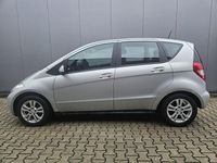 Gebraucht Mercedes A180 109 PS (80 kW) 2008 Silber Kleinwagen