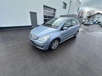 Gebraucht Mercedes B200 140 PS (102 kW) 2006 Silber Van / Kleinbus