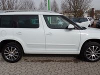 Gebraucht Skoda Yeti 105 PS (77 kW) 2015 Weiß metallic SUV
