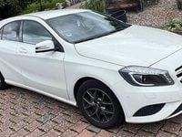 Gebraucht Mercedes A180 Edition 122 PS (89 kW) 2013 Weiß Limousine