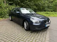 Gebraucht BMW 523 190 PS (139 kW) 2008 Blau Limousine