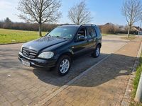Gebraucht Mercedes ML430 272 PS (200 kW) 2000 Schwarz SUV