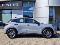 Neu Lexus LBX 136 PS (100 kW) 2025 Manhattangrau metallic SUV