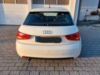 Gebraucht Audi A1 Ambition 86 PS (63 kW) 2011 Weiß Kleinwagen