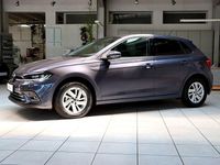 Gebraucht VW Polo Style 95 PS (69 kW) 2024 Rauchgrau metallic Kleinwagen