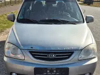 Gebraucht Kia Carens EX 139 PS (102 kW) 2005 Silber Van / Kleinbus