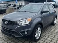 Gebraucht SsangYong Korando 150 PS (110 kW) 2015 Grau SUV