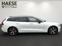 Gebraucht Volvo V60 Ultimate 197 PS (144 kW) 2023 Crystal white Kombi