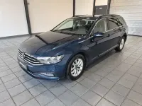 Gebraucht VW Passat Business 150 PS (110 kW) 2023 Blau Kombi