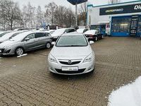 Gebraucht Opel Astra Design Edition 120 PS (88 kW) 2011 Argon silber/ice silver (m2) Kleinwagen