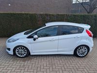 Gebraucht Ford Fiesta ST-Line 101 PS (74 kW) 2016 Weiß Limousine