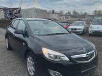 Usata Opel Astra 140 CV (102 kW) 2012 Nero Station wagon