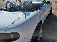 Gebraucht Mazda MX5 116 PS (85 kW) 1990 Weiß Cabrio