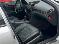Gebraucht Mercedes E200 165 PS (121 kW) 2005 Grau Limousine