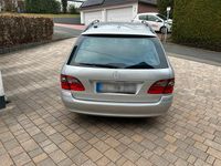 Gebraucht Mercedes E320 224 PS (164 kW) 2007 Silber Kombi