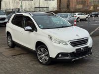Gebraucht Peugeot 2008 Allure 120 PS (88 kW) 2014 Weiß SUV