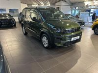 Neu Peugeot Rifter Allure 131 PS (96 kW) 2025 Silber Van / Kleinbus