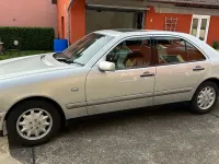 Gebraucht Mercedes E230 Elegance 150 PS (110 kW) 1997 Silber Limousine