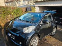 Gebraucht Toyota iQ 68 PS (50 kW) 2011 Schwarz Kleinwagen