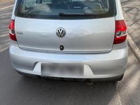 Second-hand VW Fox 69 CP (50 kW) 2007 Argintiu Hatchback